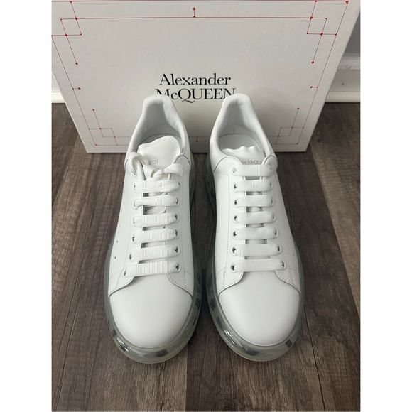 Alexander McQueen Men's Oversized Gel Sole Leather Platform Sneakers - Picture 5 of 14